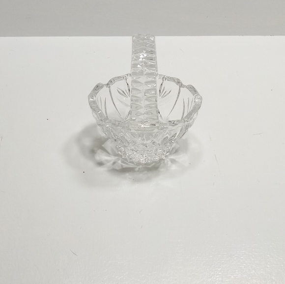 Vintage Glass Decorative Mini Basket 4" x 4" - Picture 7 of 7